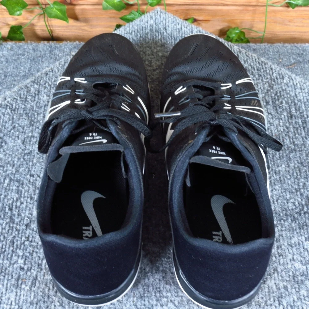 Nike Free TR 6‎ Womens Training Shoe Size 10.5 Gym Cross Training Black White